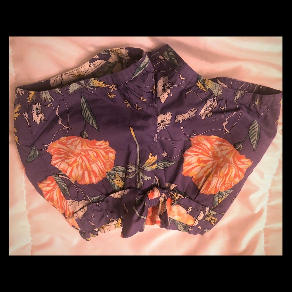 NWT Gap floral shorts